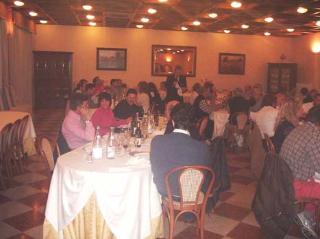 2004-11-06-5°Anniversario_del_Coro-cantina_Tallarini-06