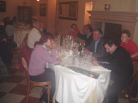 2004-11-06-5°Anniversario_del_Coro-cantina_Tallarini-08